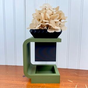 The Daka Planter, Drainage Hole and Stand, Indoor Flower Pot, Succulent Pot